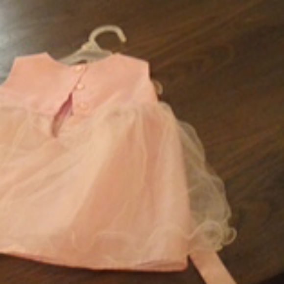 Dress - Picture 3 of 4